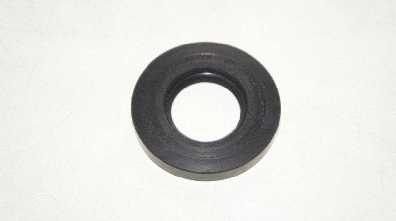 Манжета с40600720 25х52х8