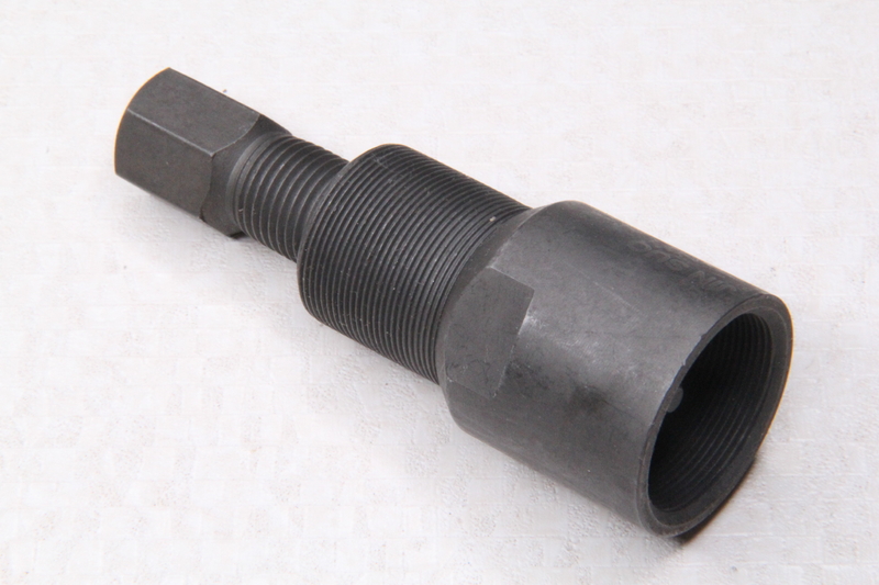 Съемник  генератора DELTA, ALPHA (2 резьбы)