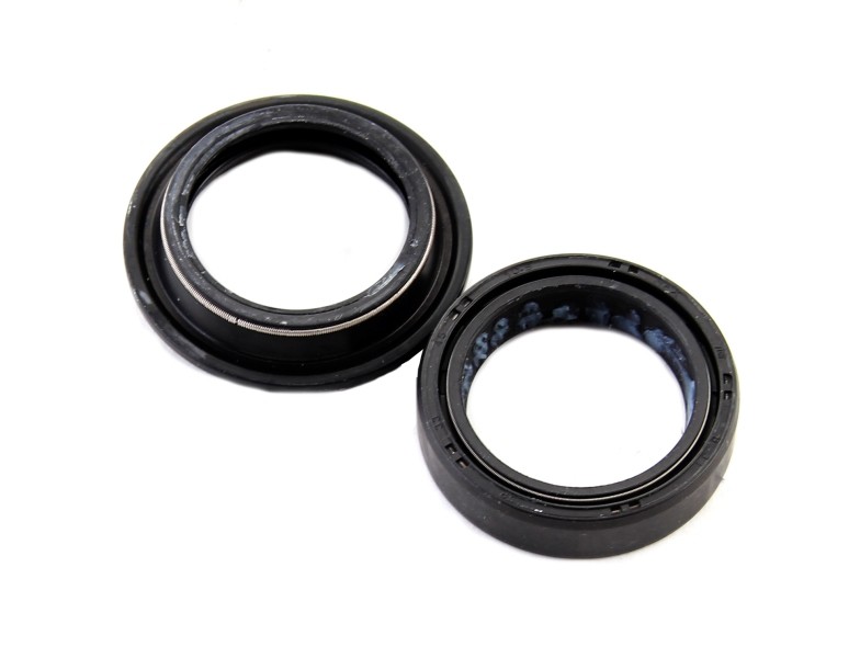 Сальники вилки 38х50х10,3+ пыльник 38х50,6х14
